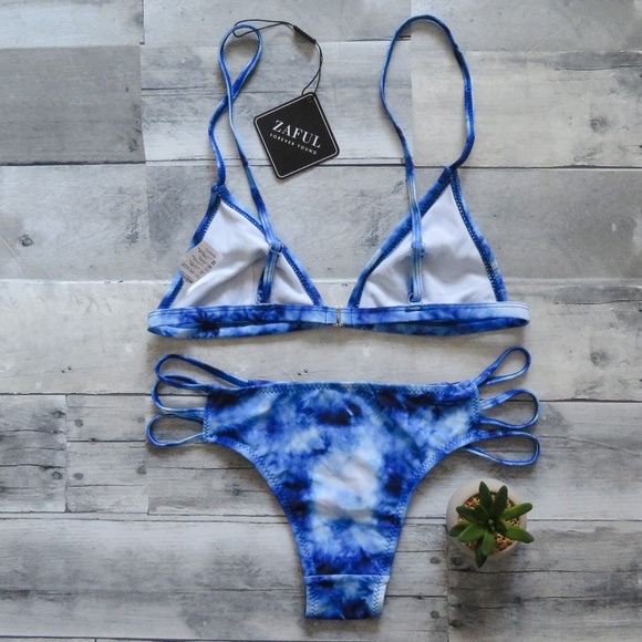 Aqua bikini - Picture 2 of 5